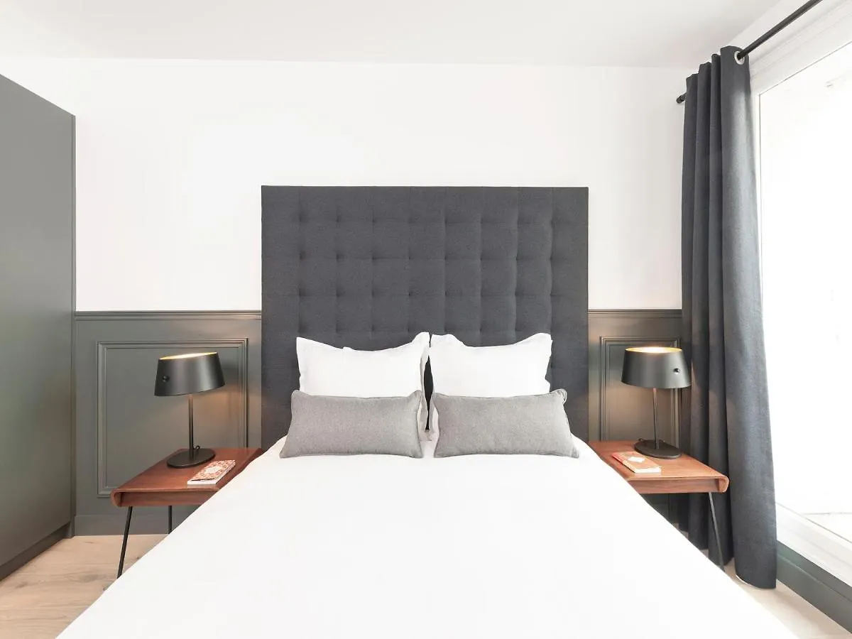 Livinparis - Luxury 4 Bedrooms Le Marais I 0*, パリ フランス