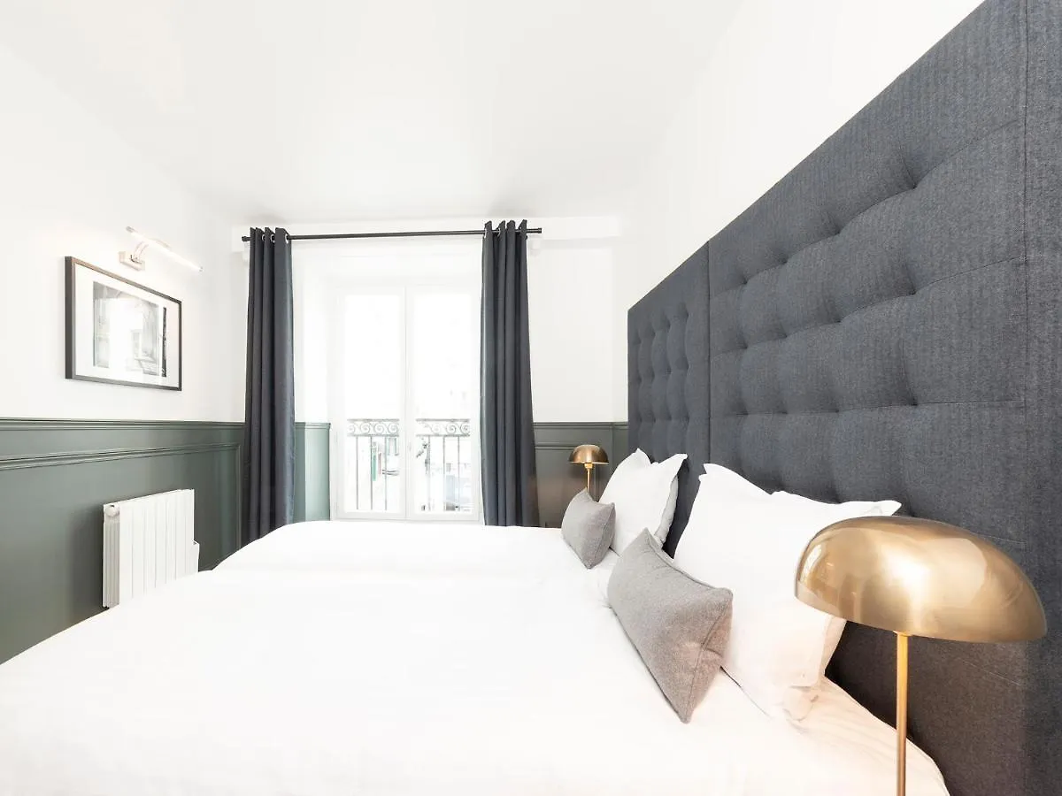 Livinparis - Luxury 4 Bedrooms Le Marais I 0*, パリ フランス