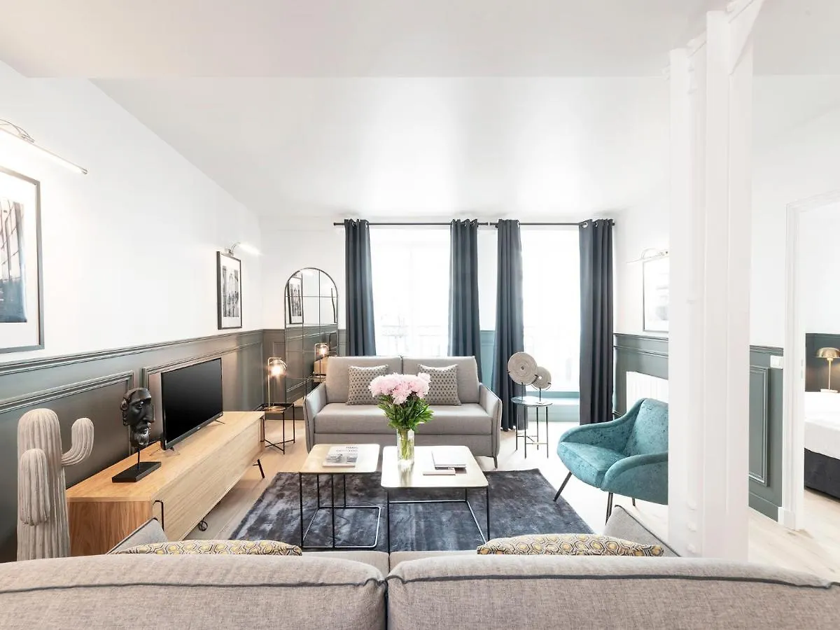 Livinparis - Luxury 4 Bedrooms Le Marais I