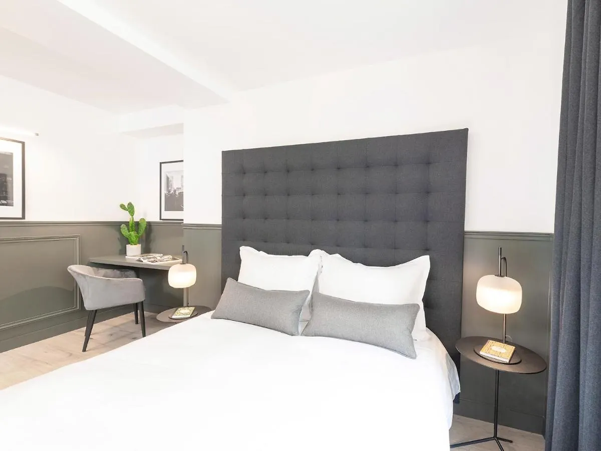 Livinparis - Luxury 4 Bedrooms Le Marais I 0*, パリ